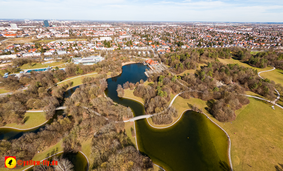 20.02.2023 -  Ostparksee und Schule am Strehleranger mit Umgebung in Neuperlach